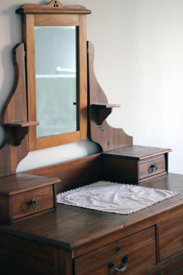 The Stanford Hotel Bagian luar foto